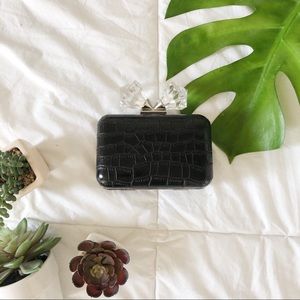 🌴ZARA Clutch with Diamond Clasp